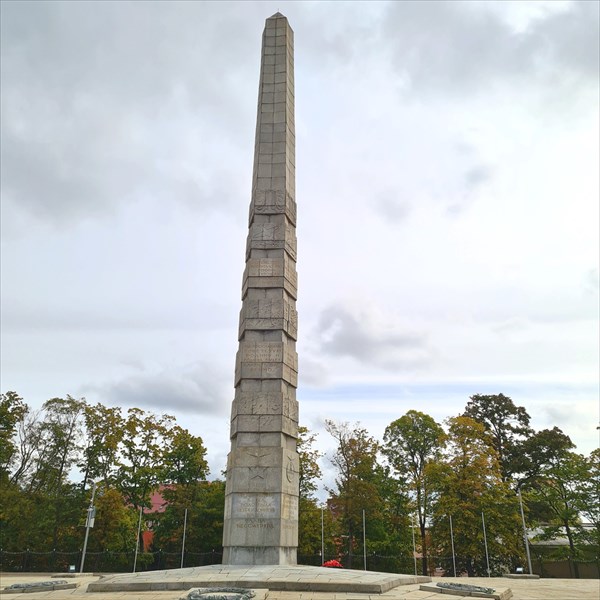 060-Памятник 1200 гвардеицам